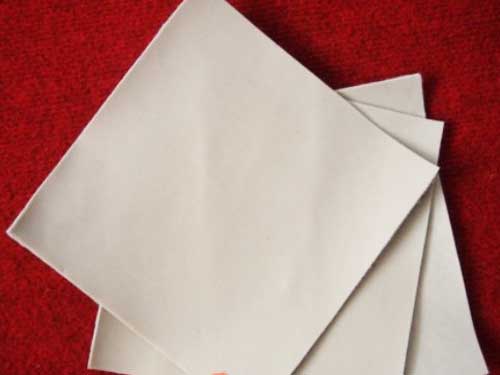 短丝复合土工膜