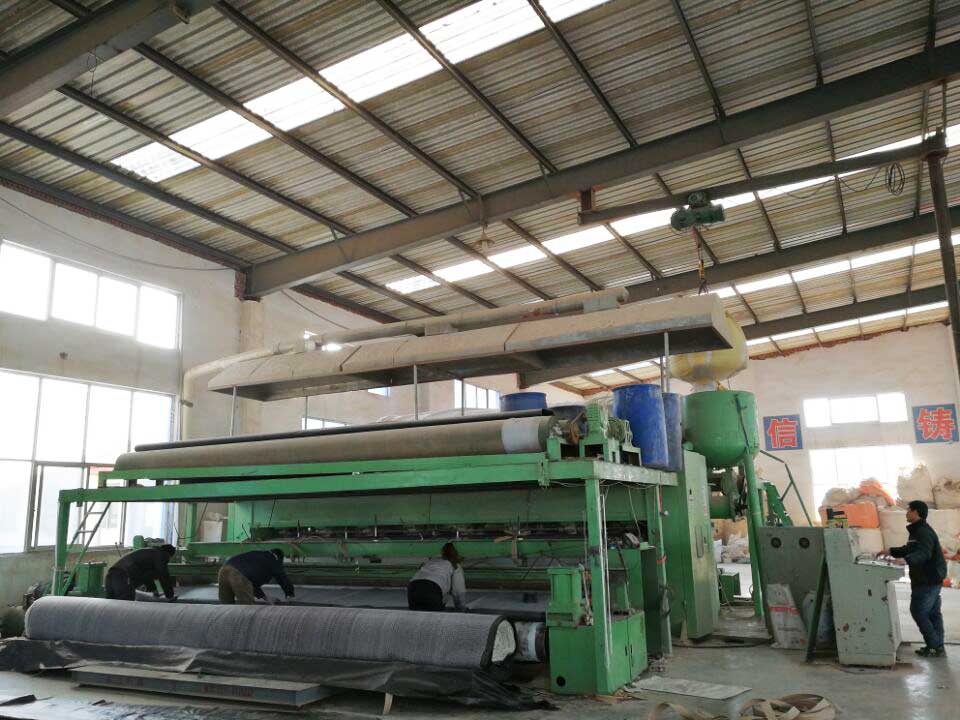 膨润土防水毯生产设备