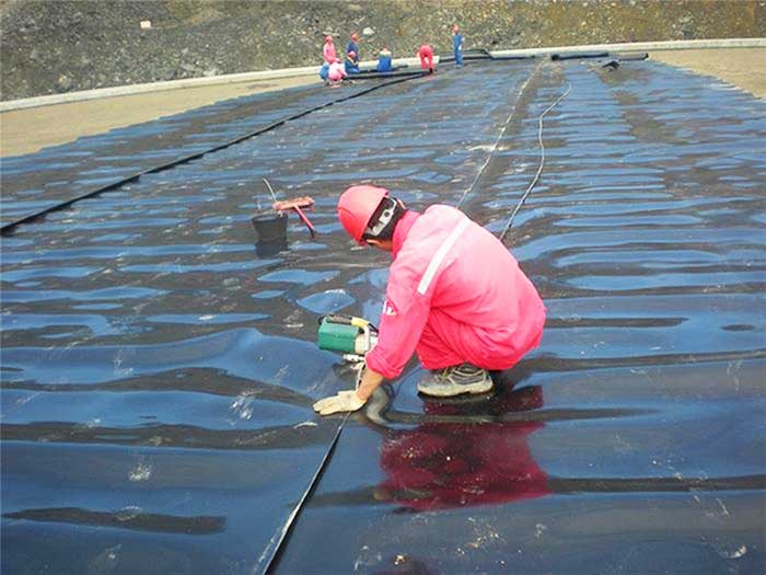 防渗工程施工现场